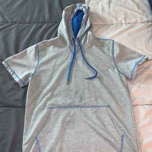 Bargain hunt short sleeved hoodie